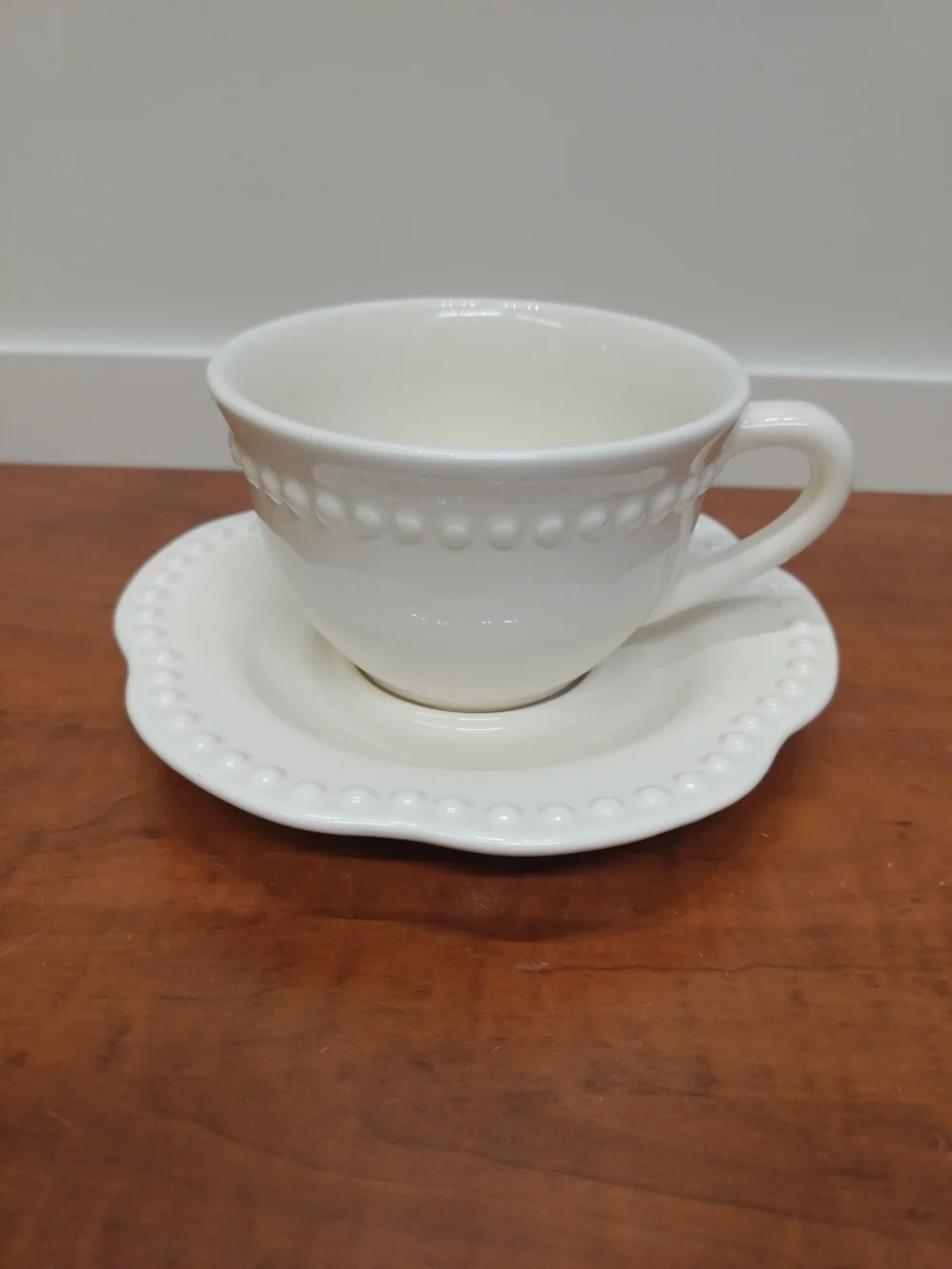 Pottery Barn Emma Beaded Collection White Stoneware Teacup and Saucer. Set Of 4